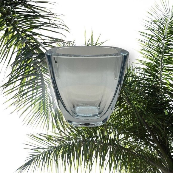 Vtg Strombergshyttan Swedish Art Glass Crystal Vase Blue Hue Artist Signed MCM - Picture 6 of 16